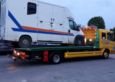 Dépannage et remorquage poids lourds et utilitaires
